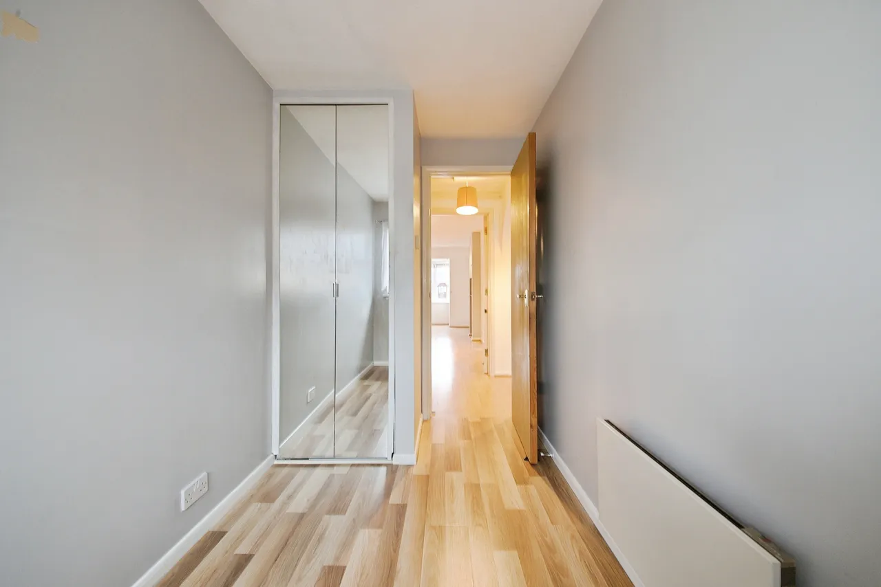 Conifer Way, Wembley, HA0, photo 14