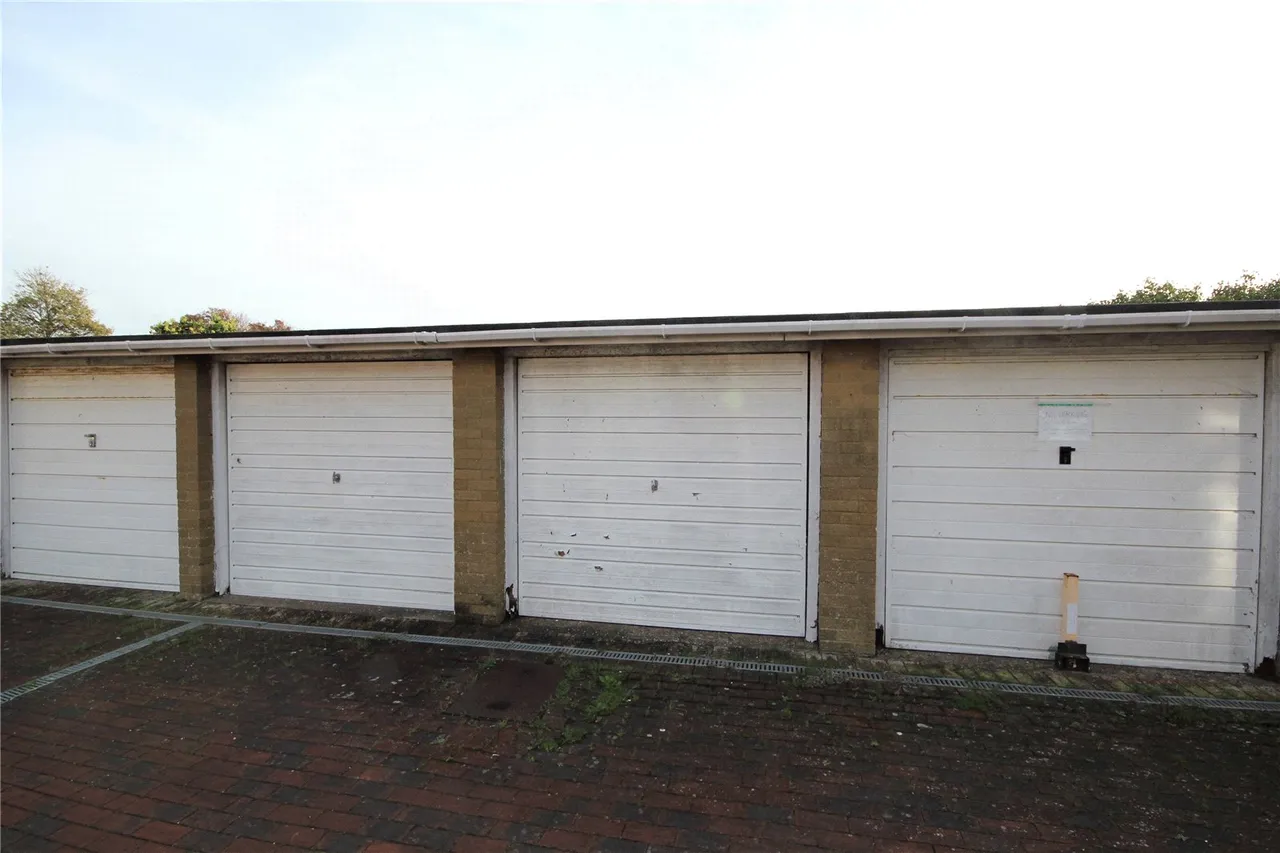 Barbary Lane, Ferring, BN12, photo 16