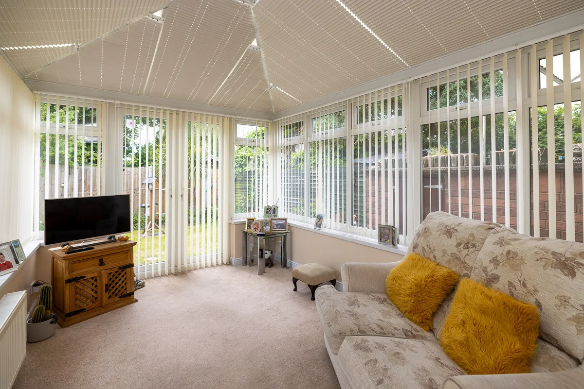 Lime Tree Crescent, Rossington, DN11, photo 8