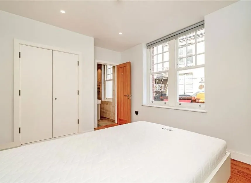 Marylebone Lane, Marylebone, W1U, photo 7