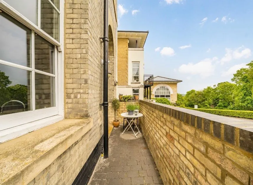 St. Vincents Lane, Mill Hill, NW7, photo 9