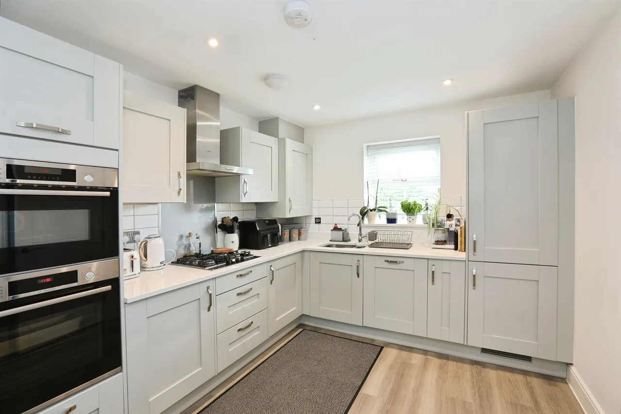 3 bed house for sale — Bluebell Lane, Sharpthorne, East Grinstead
