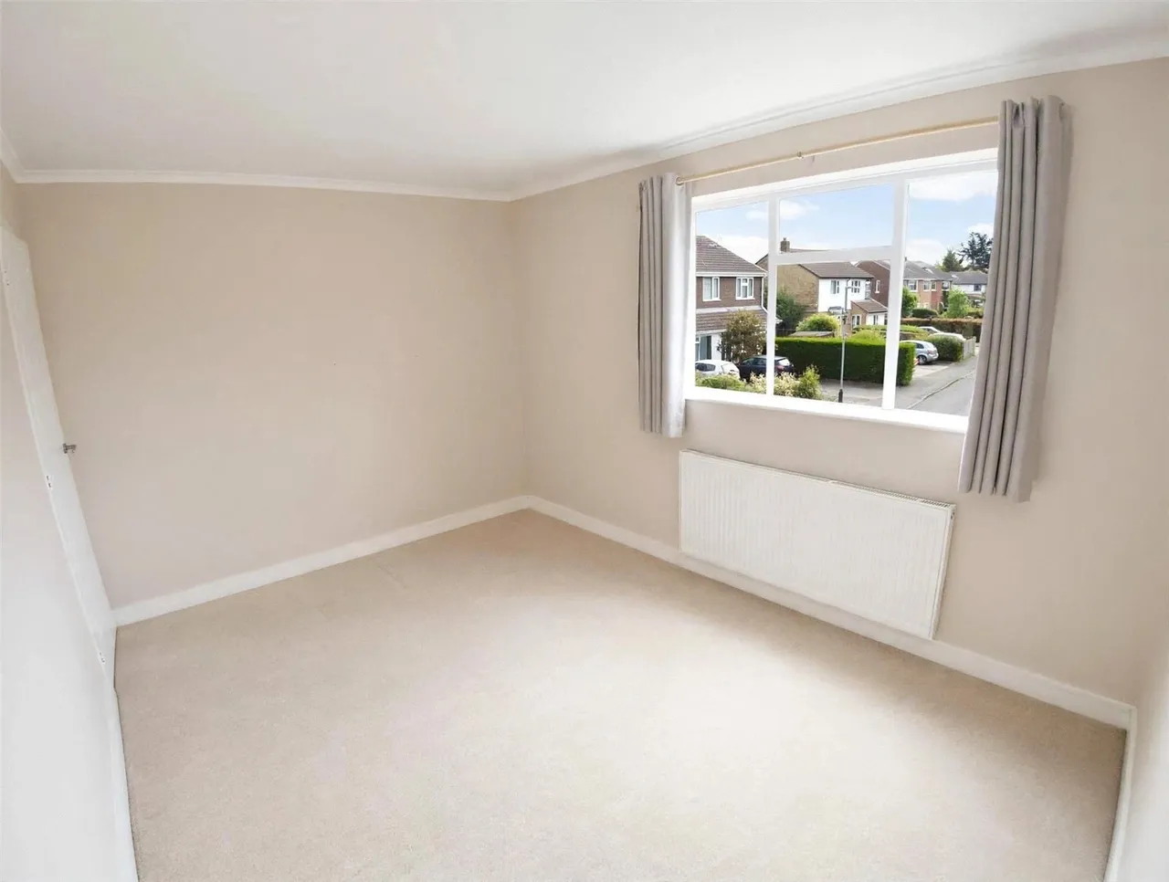Pretoria Avenue, Midhurst, GU29, photo 7