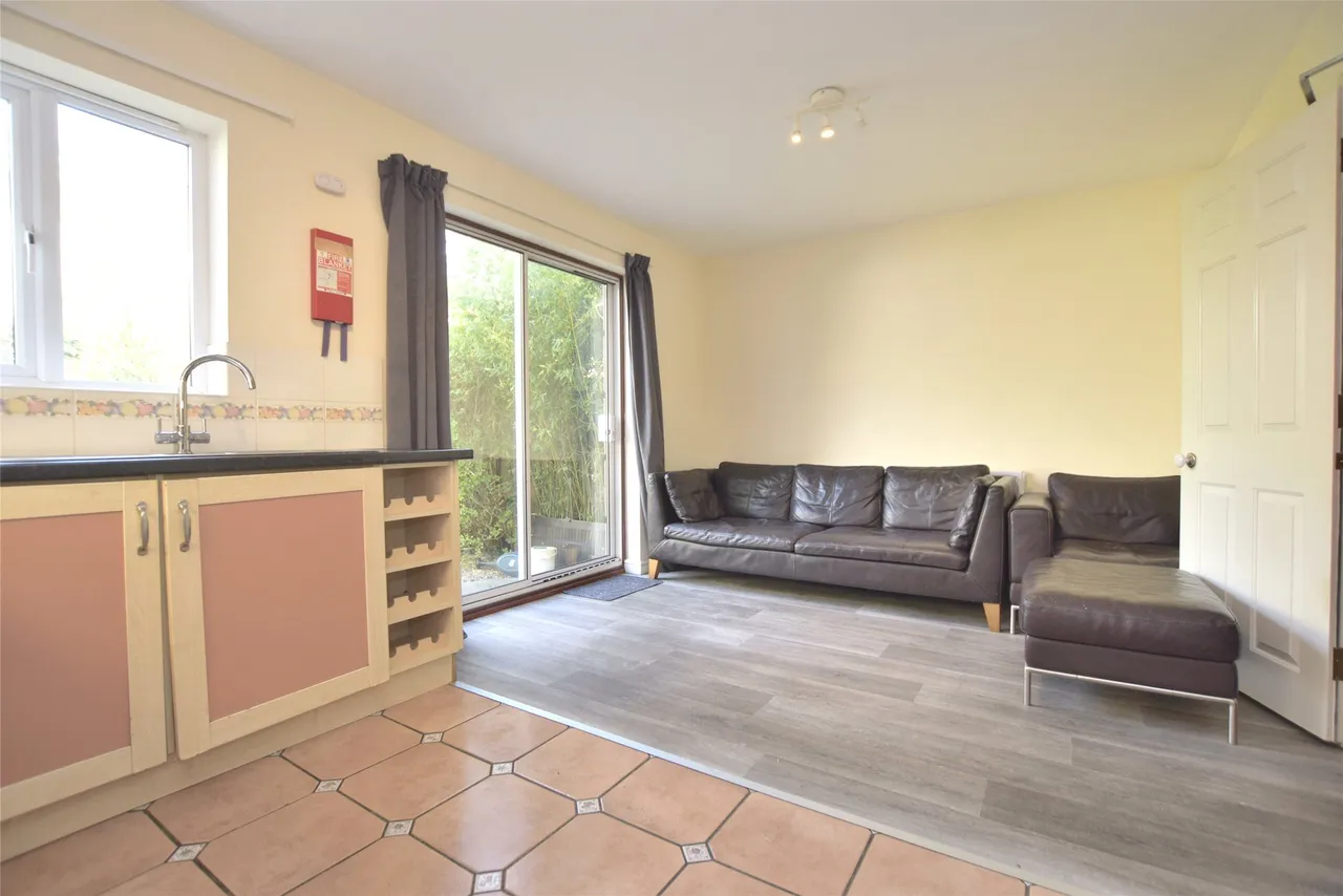 Sheldons Court, Gloucestershire, Winchcombe Street, GL52 2NR, photo 3