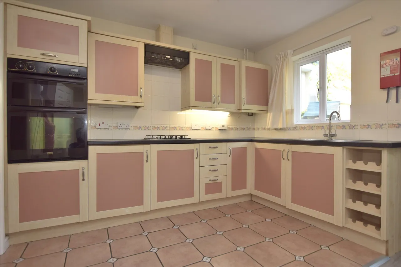 Sheldons Court, Gloucestershire, Winchcombe Street, GL52 2NR, photo 4