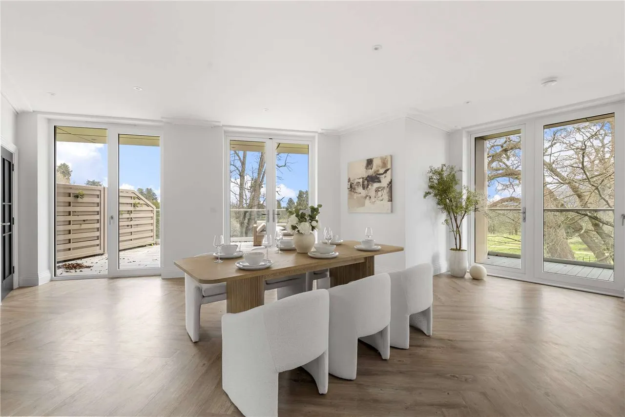 Madeira Walk, Ascot, Berkshire, SL5 0FT, photo 11