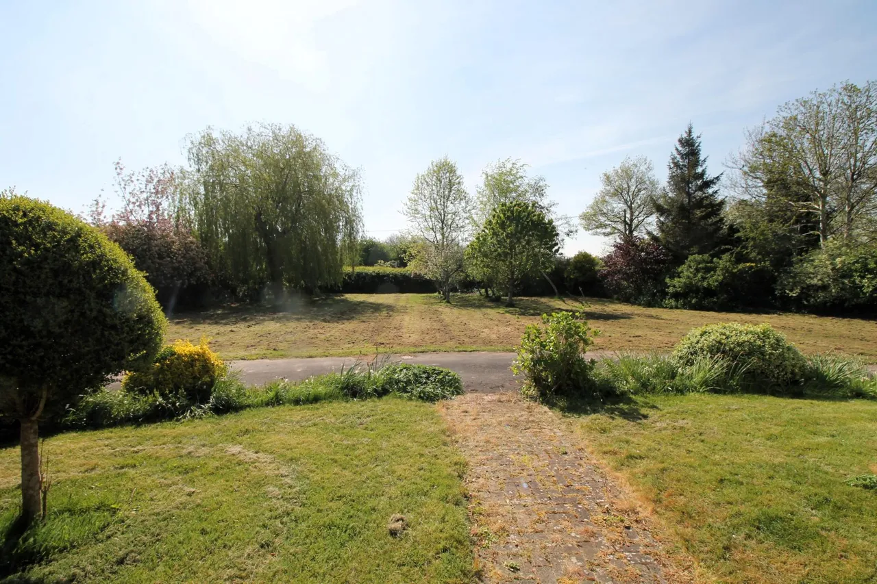 Whitestone, Hereford, HR1, photo 19