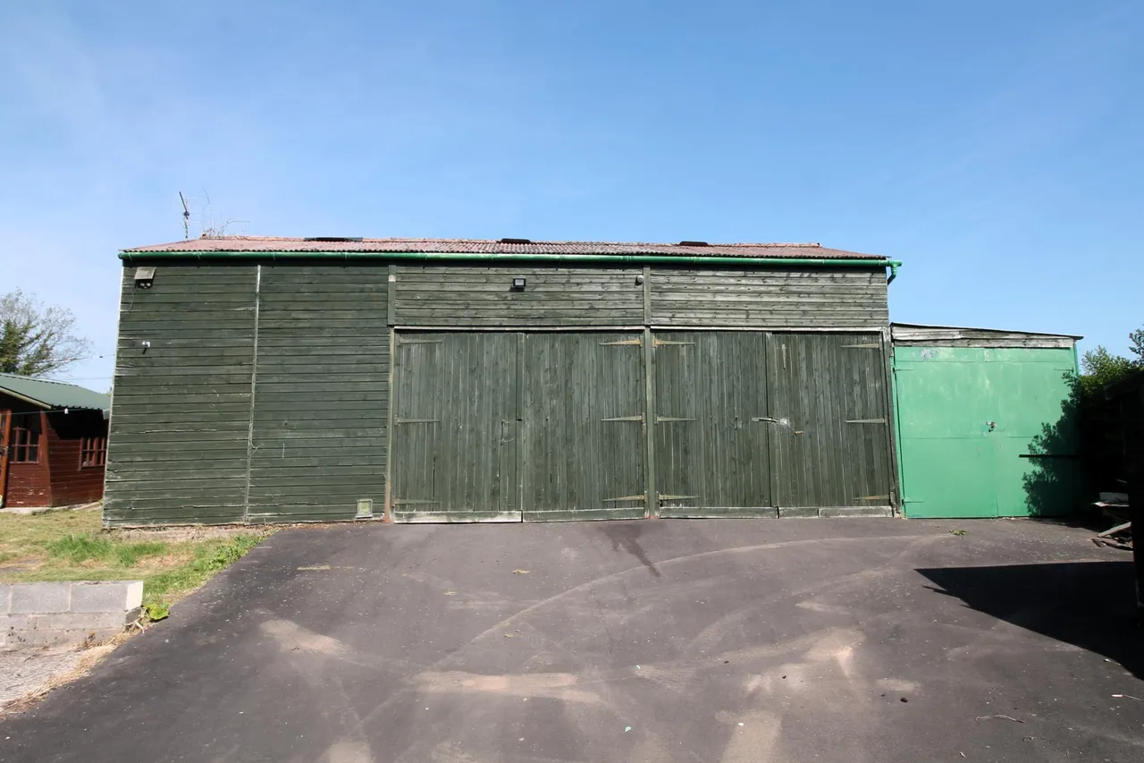 Whitestone, Hereford, HR1, photo 11