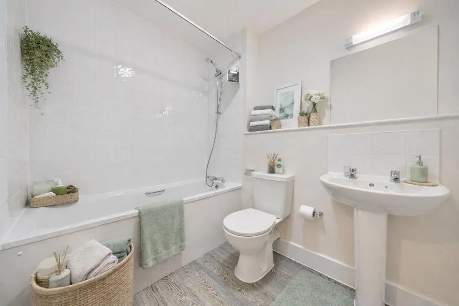 Littleworth Road, Esher, KT10, photo 4