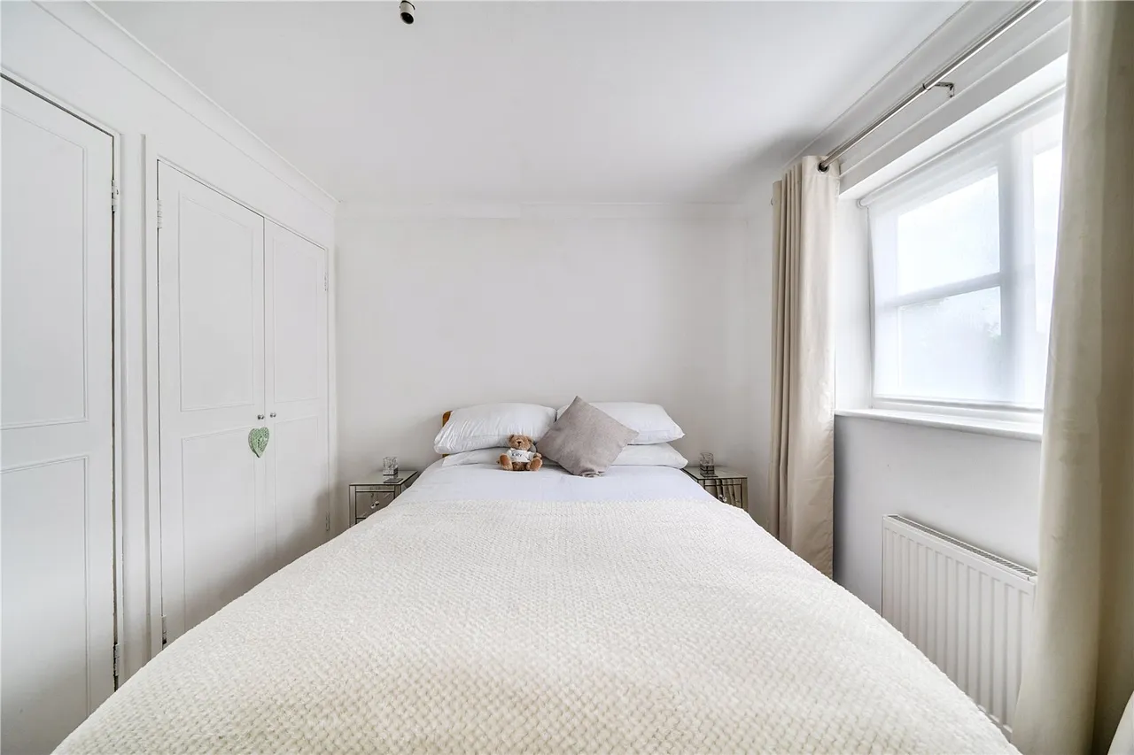 Sandalwood Drive, Ruislip, HA4, photo 15
