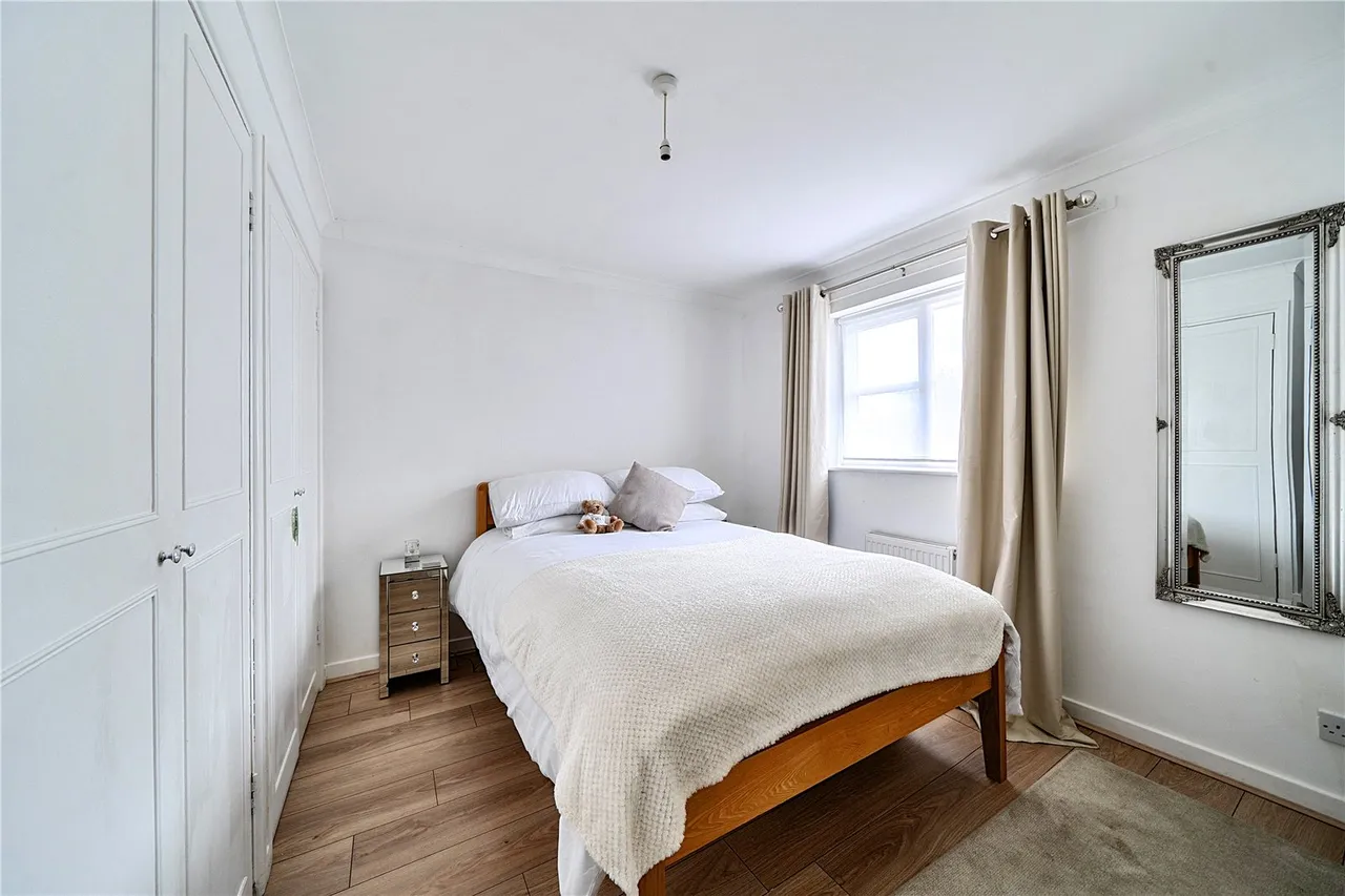 Sandalwood Drive, Ruislip, HA4, photo 14
