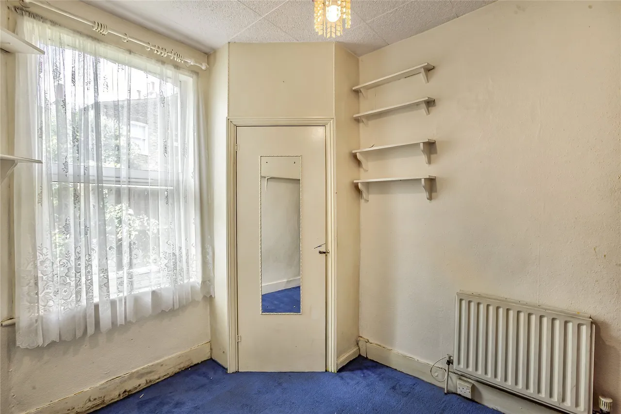 Dornton Road, London, SW12, photo 11