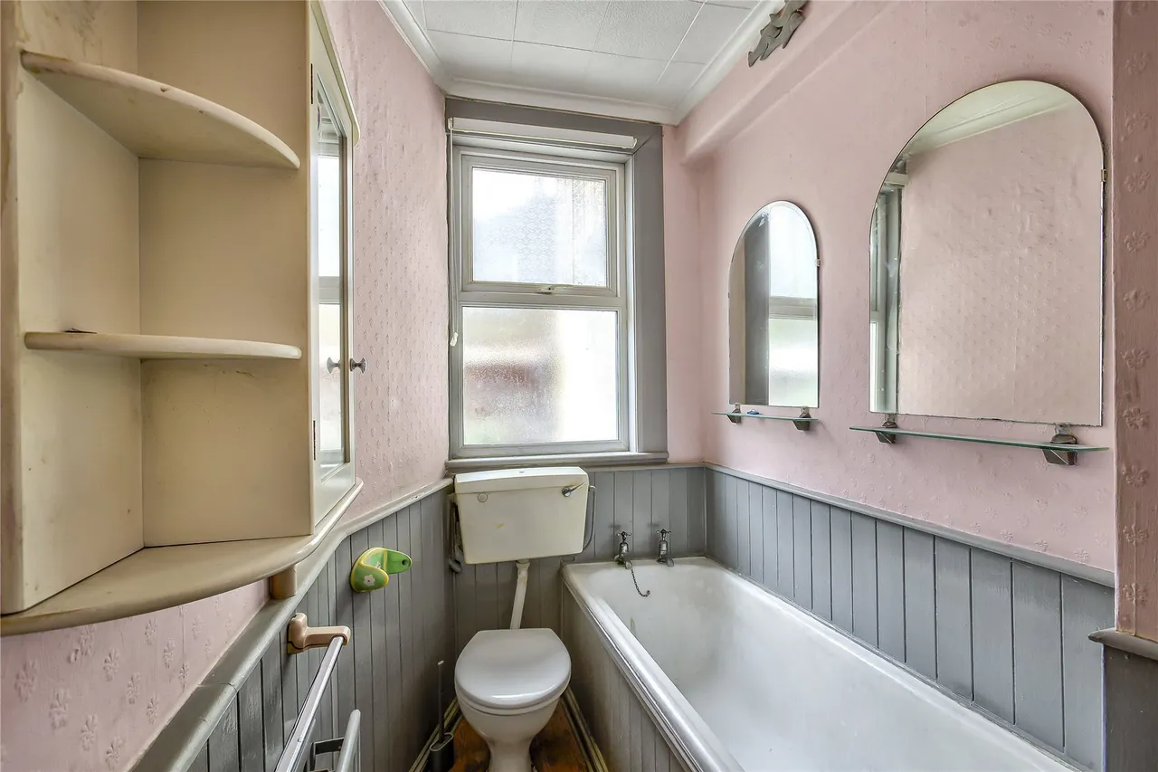 Dornton Road, London, SW12, photo 10