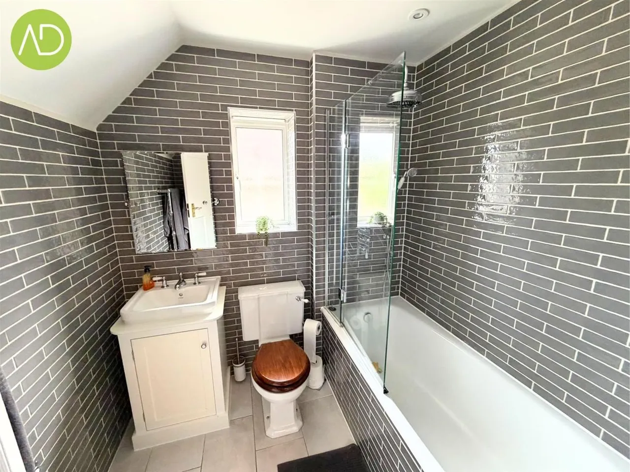 Cranbourne Drive, Hoddesdon EN11 0QQ, photo 21