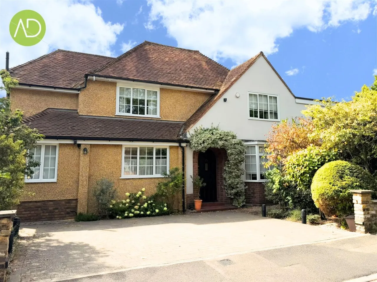 3 bed house for sale — Cranbourne Drive, Hoddesdon EN11 0QQ