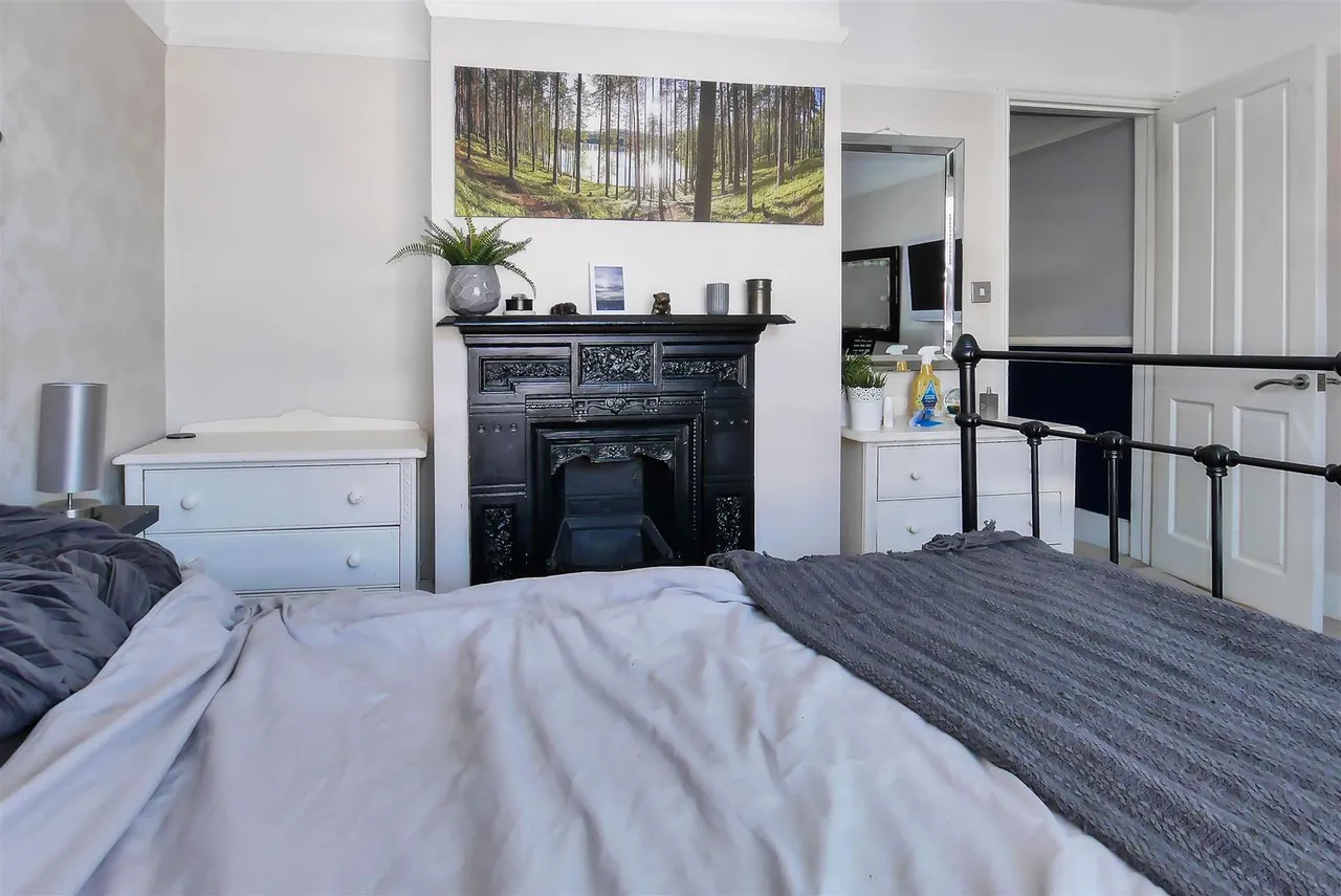 Gloucester Place, Littlehampton, photo 13