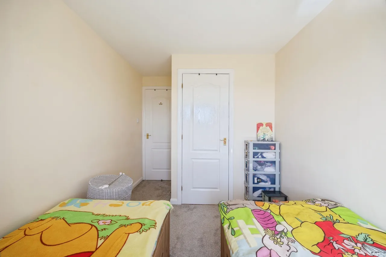 Lindsay Gardens, Bathgate, EH48, photo 10