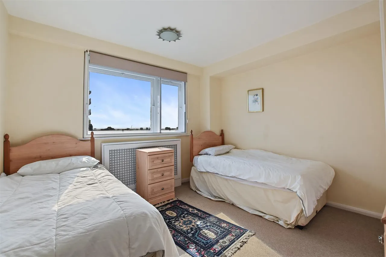 Boundary Road, London, photo 8