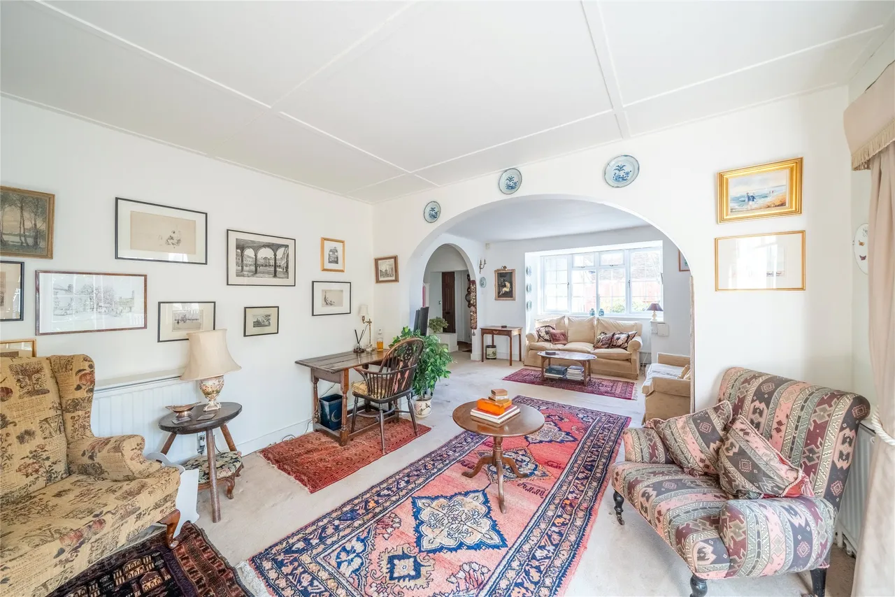 High Street, Bletchingley, RH1, photo 6