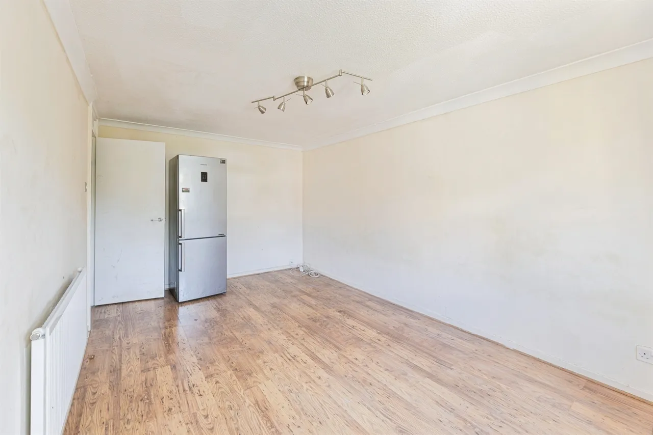 Vellan Avenue, Fishermead, Milton Keynes, photo 6