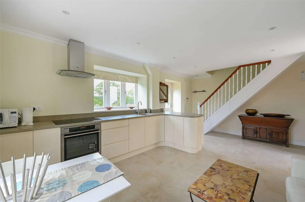 Rumstead Lane, Stockbury, Sittingbourne, Kent, ME9 7RS, photo 10