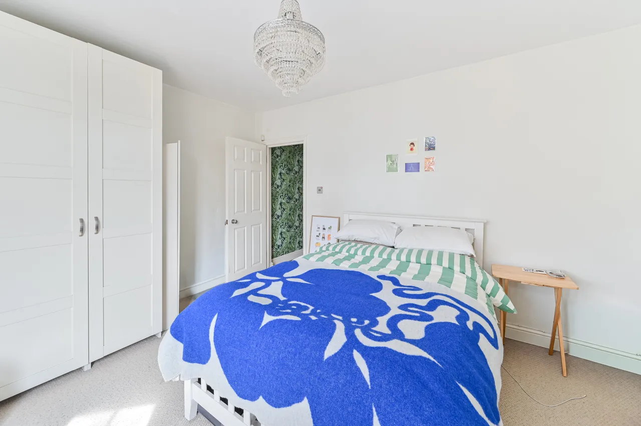 Flat 3, 471 Bethnal Green Road, London, photo 9