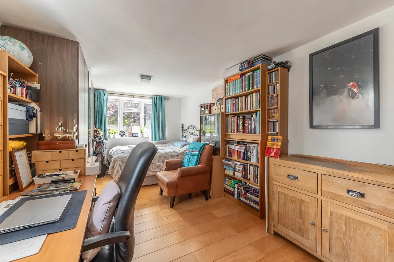 78 Riverdene, Edgware, photo 11