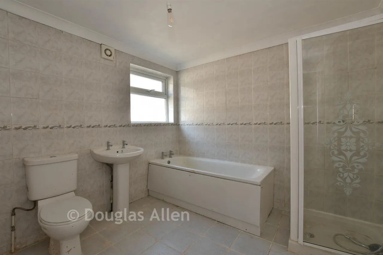 Arterial Road, Leigh-On-Sea, SS9, photo 20