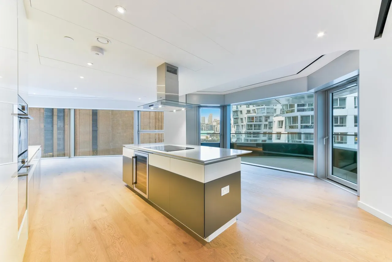 3 bed flat for sale, Alder House, Battersea Power Station, SW11