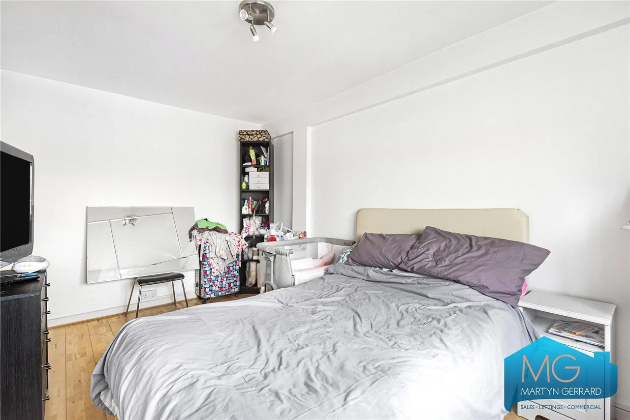 Great North Road, East Finchley, N2, photo 4