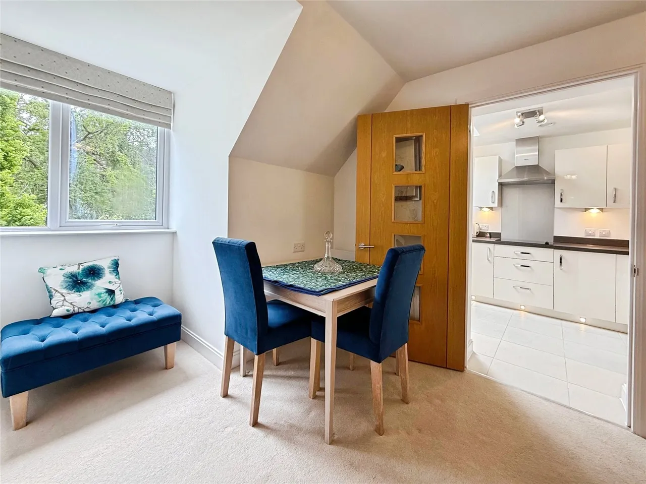 Birch Place, Dukes Ride, Crowthorne, Berkshire, RG45 6GT, photo 14