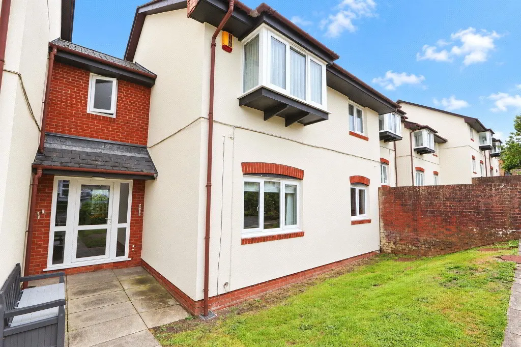2 bed flat for sale, Bideford, EX39