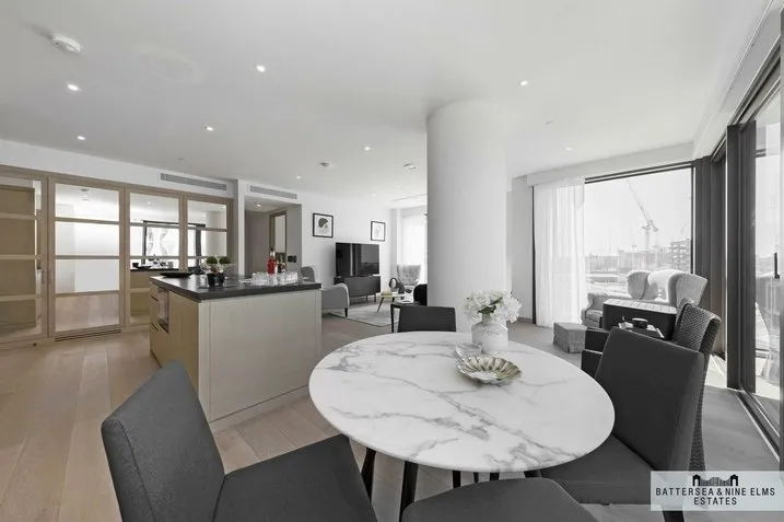Embassy Gardens, SW11, photo 3