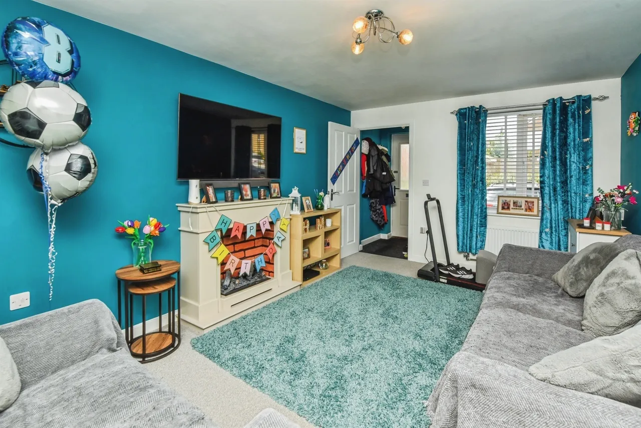 Lily Road, Frome, photo 6