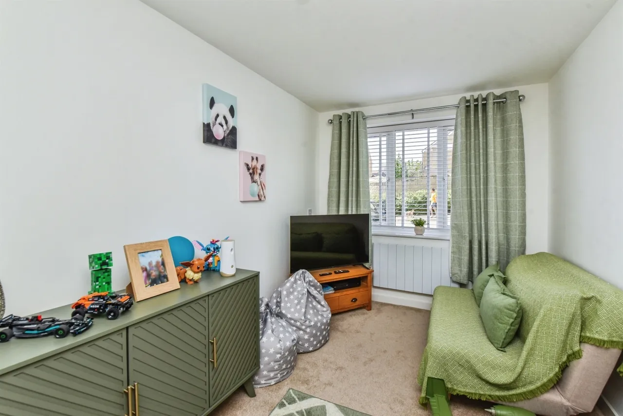 Lily Road, Frome, photo 5