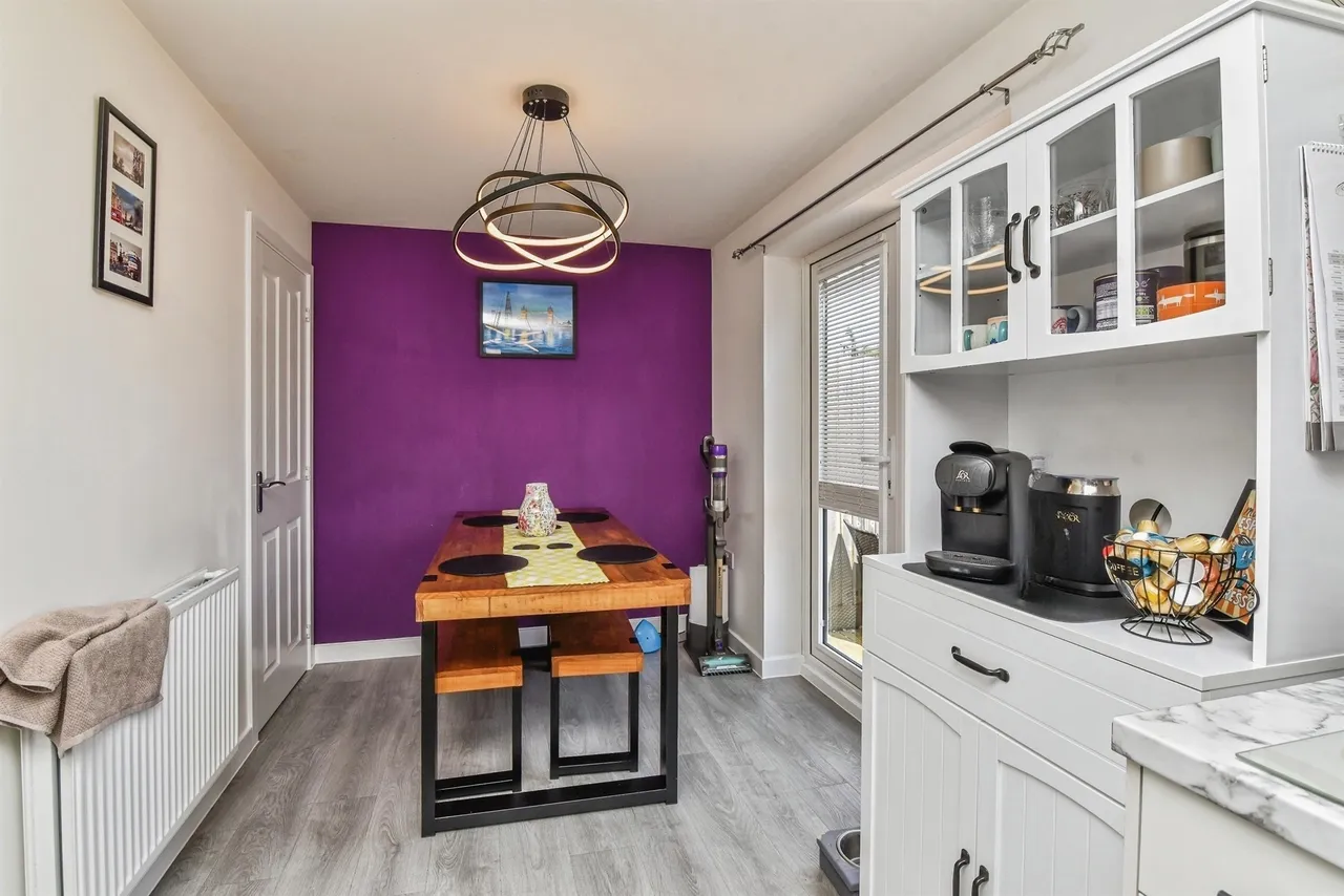 Lily Road, Frome, photo 4