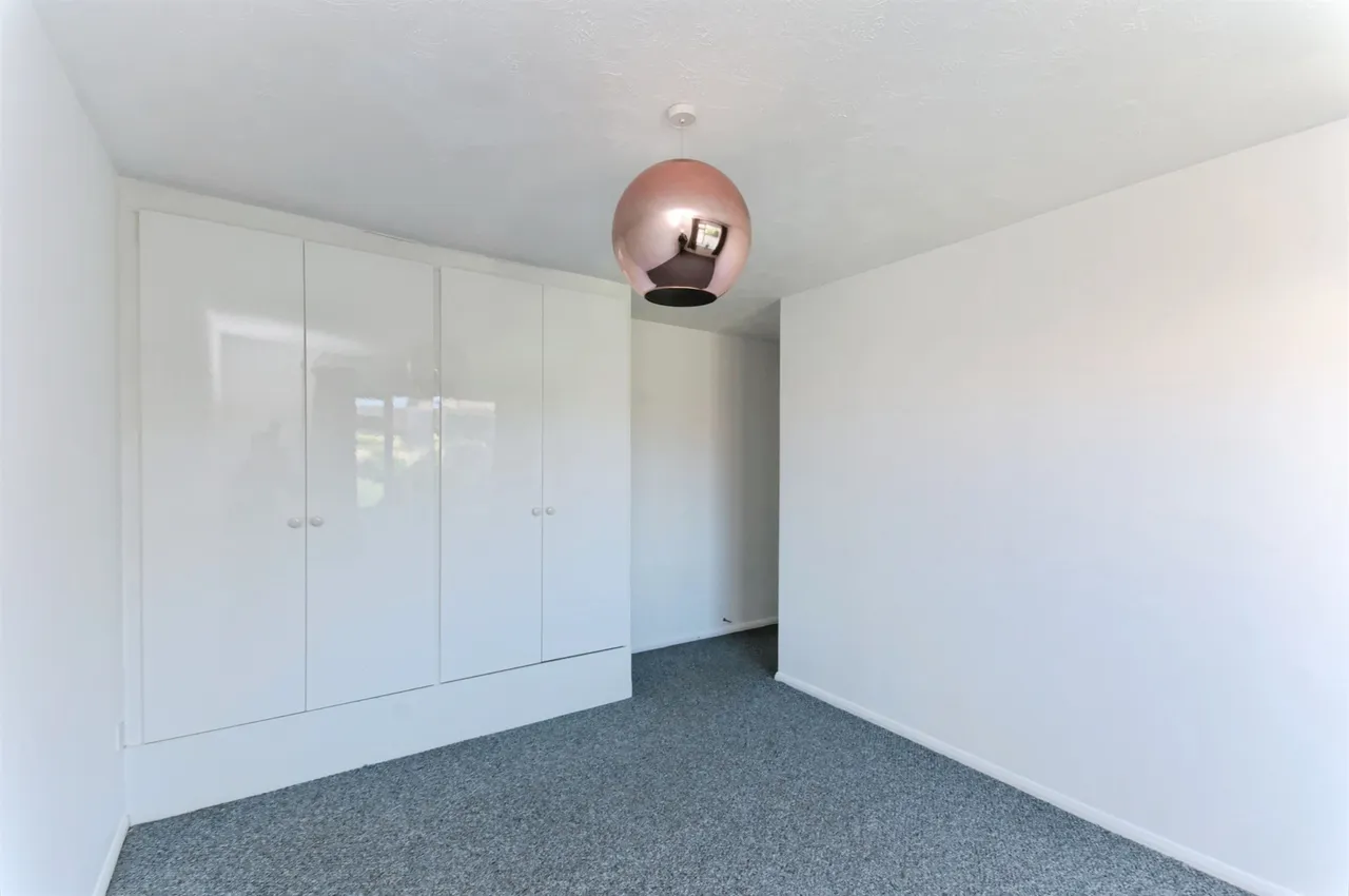 Gardner Close, Eastbourne, photo 4