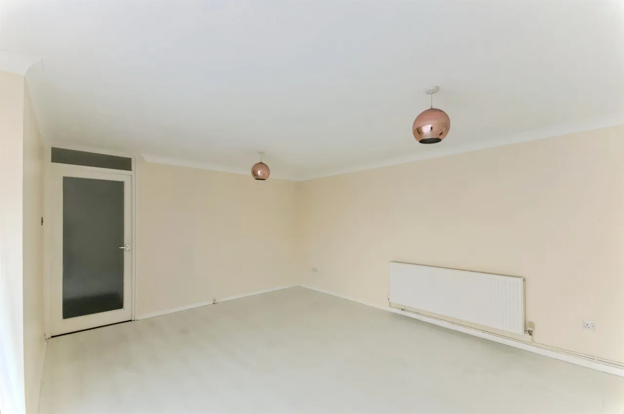 Gardner Close, Eastbourne, photo 8