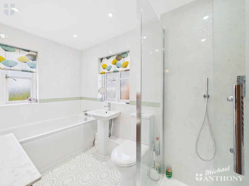 Little London, Whitchurch, HP22, photo 13
