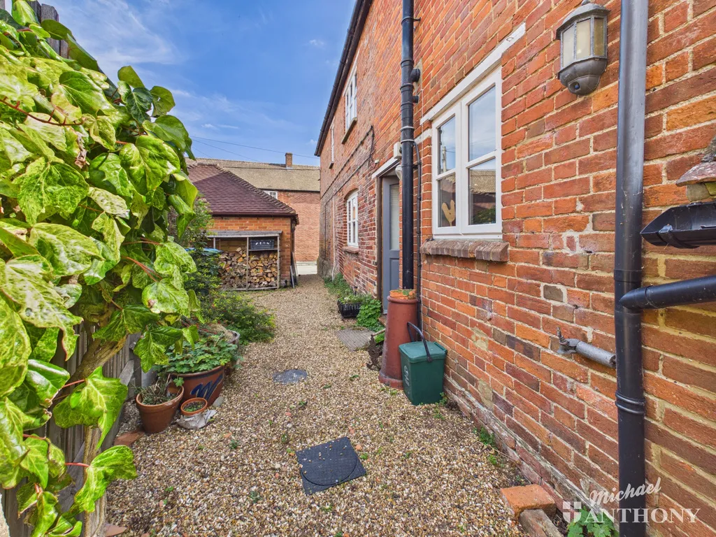 Little London, Whitchurch, HP22, photo 27
