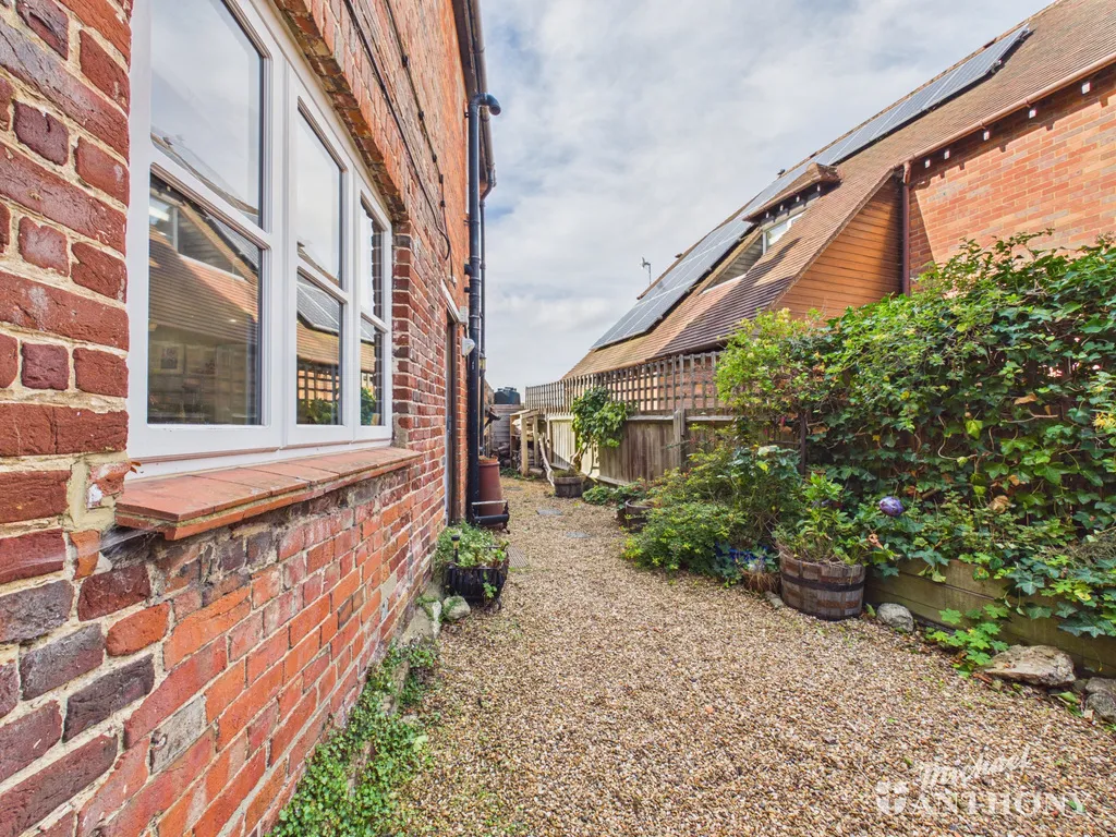 Little London, Whitchurch, HP22, photo 26