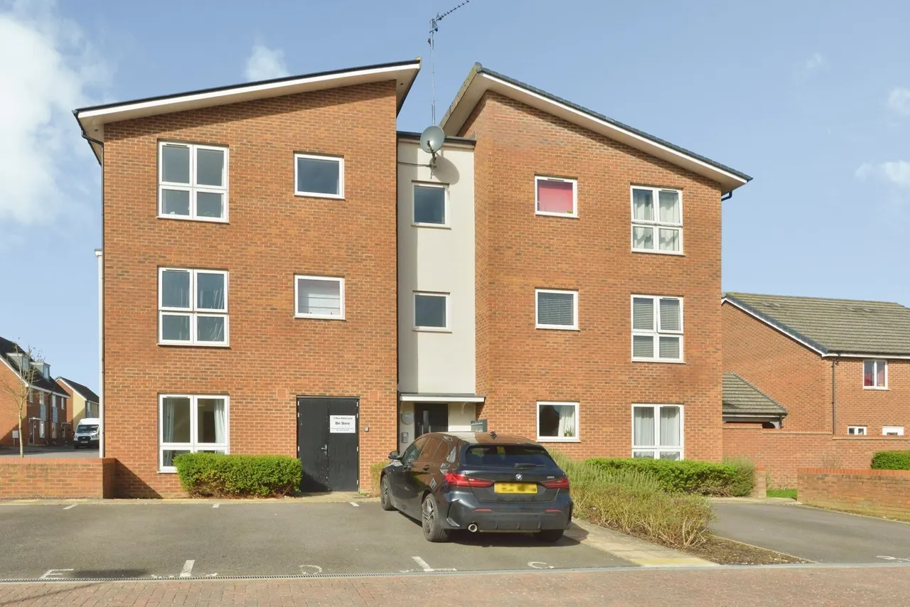 Blue Albion Lane, Whitehouse, Milton Keynes, Buckinghamshire, MK8, photo 19