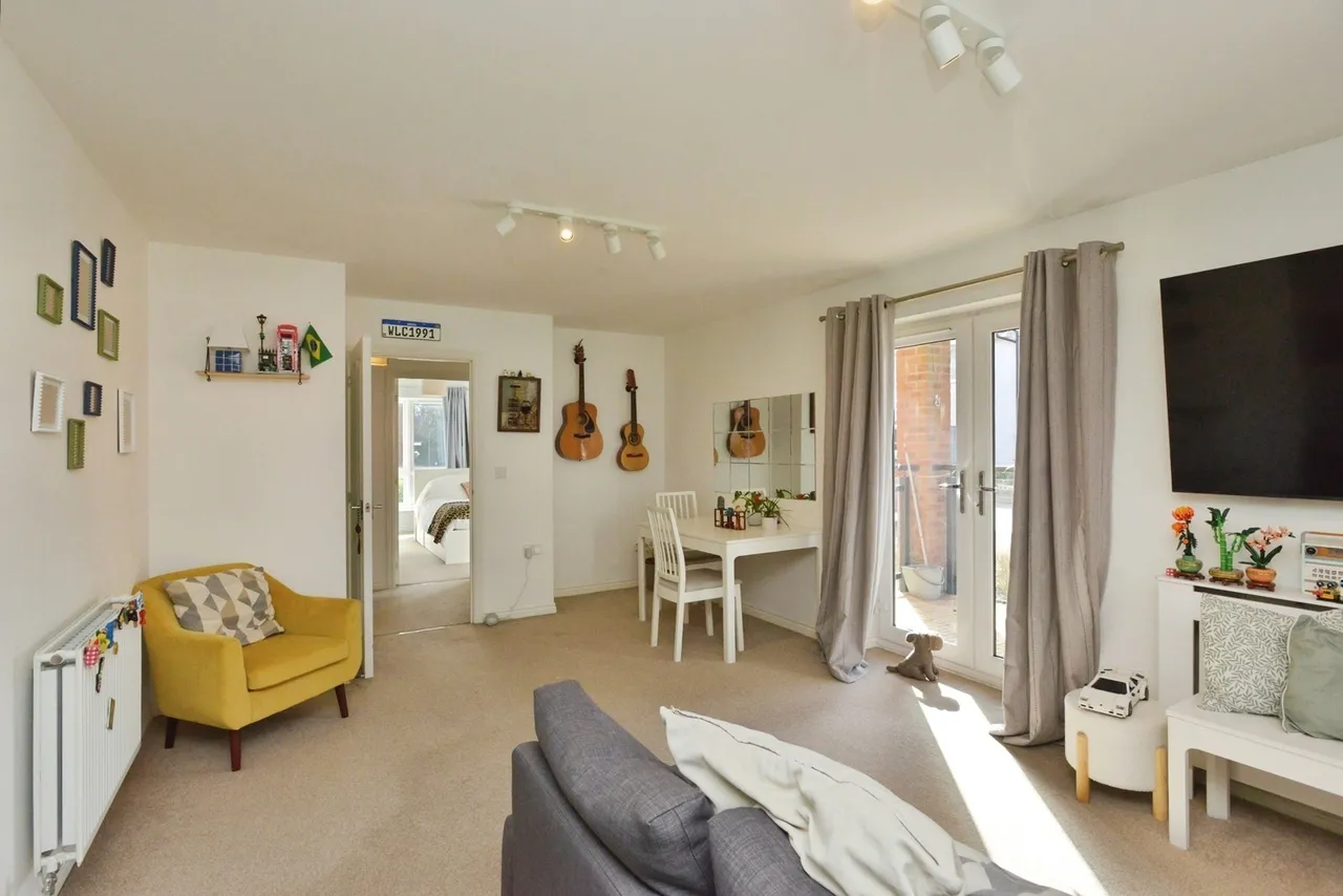 Blue Albion Lane, Whitehouse, Milton Keynes, Buckinghamshire, MK8, photo 5