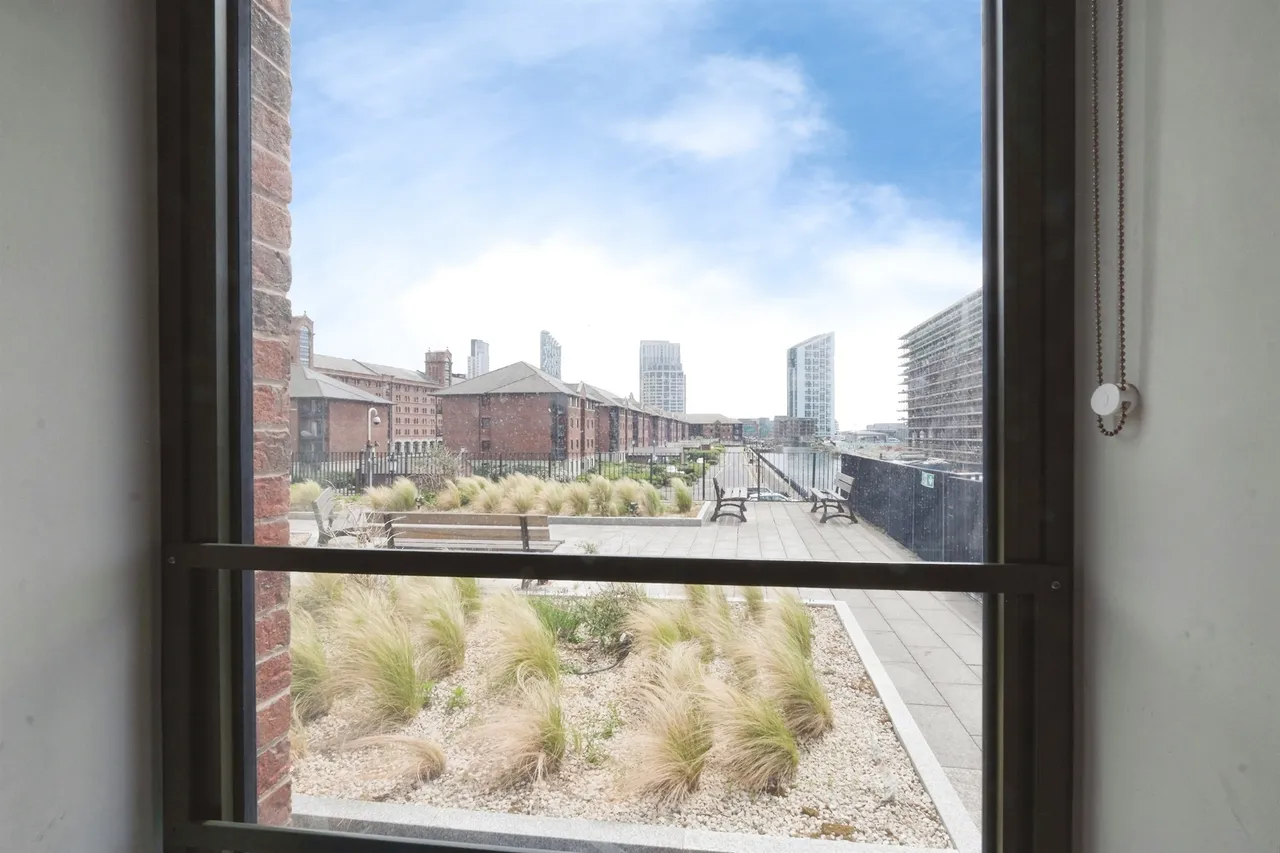 Jesse Hartley Way, Liverpool, L3, photo 12