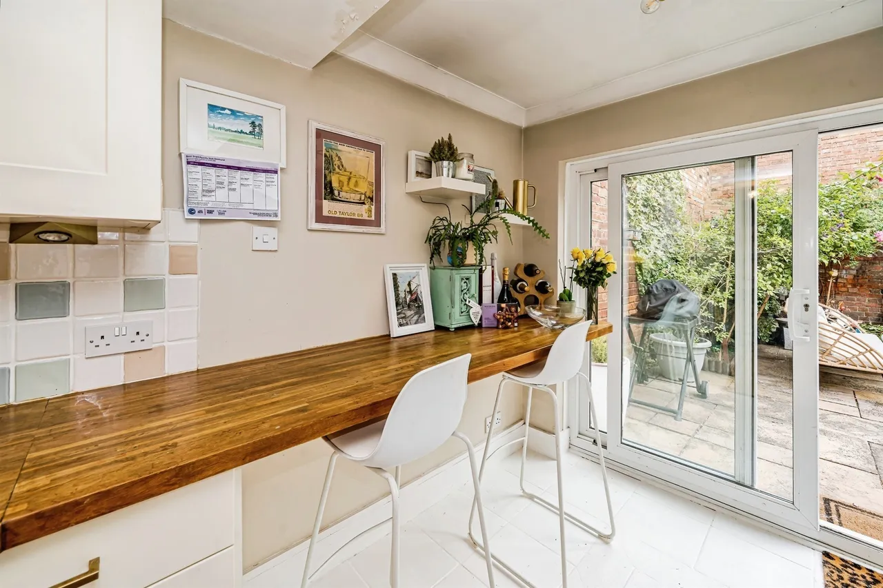 Albion Street, Aylesbury, HP20, photo 6
