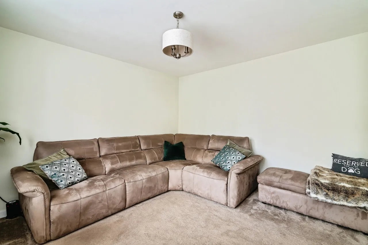 Kingfisher Road, Stoke Bardolph, NG14, photo 9