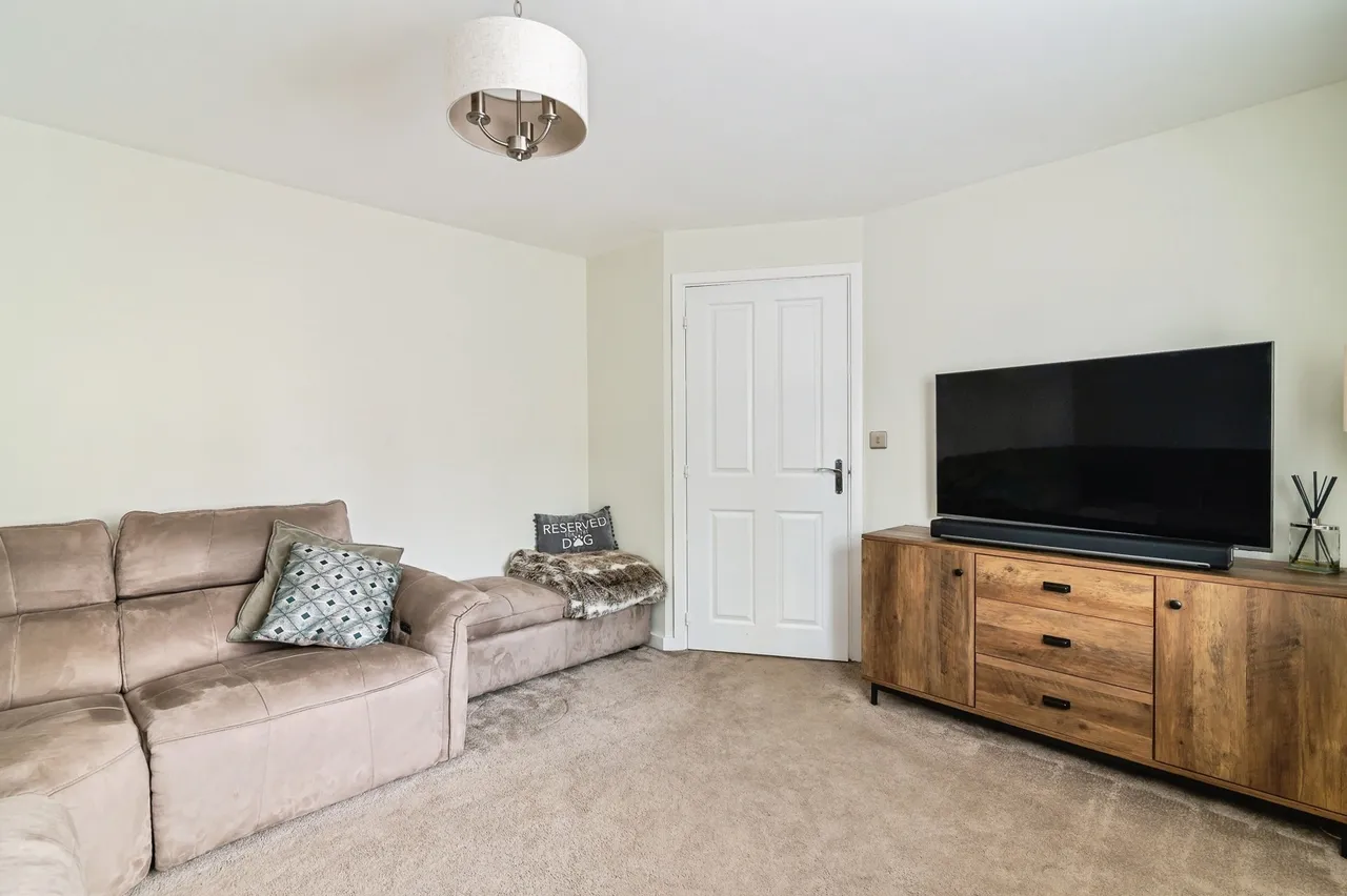 Kingfisher Road, Stoke Bardolph, NG14, photo 8