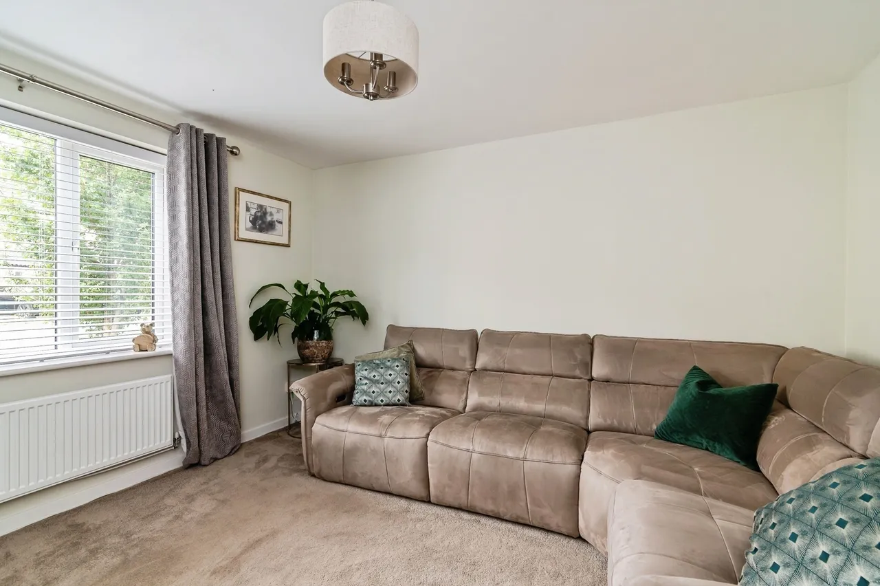 Kingfisher Road, Stoke Bardolph, NG14, photo 7