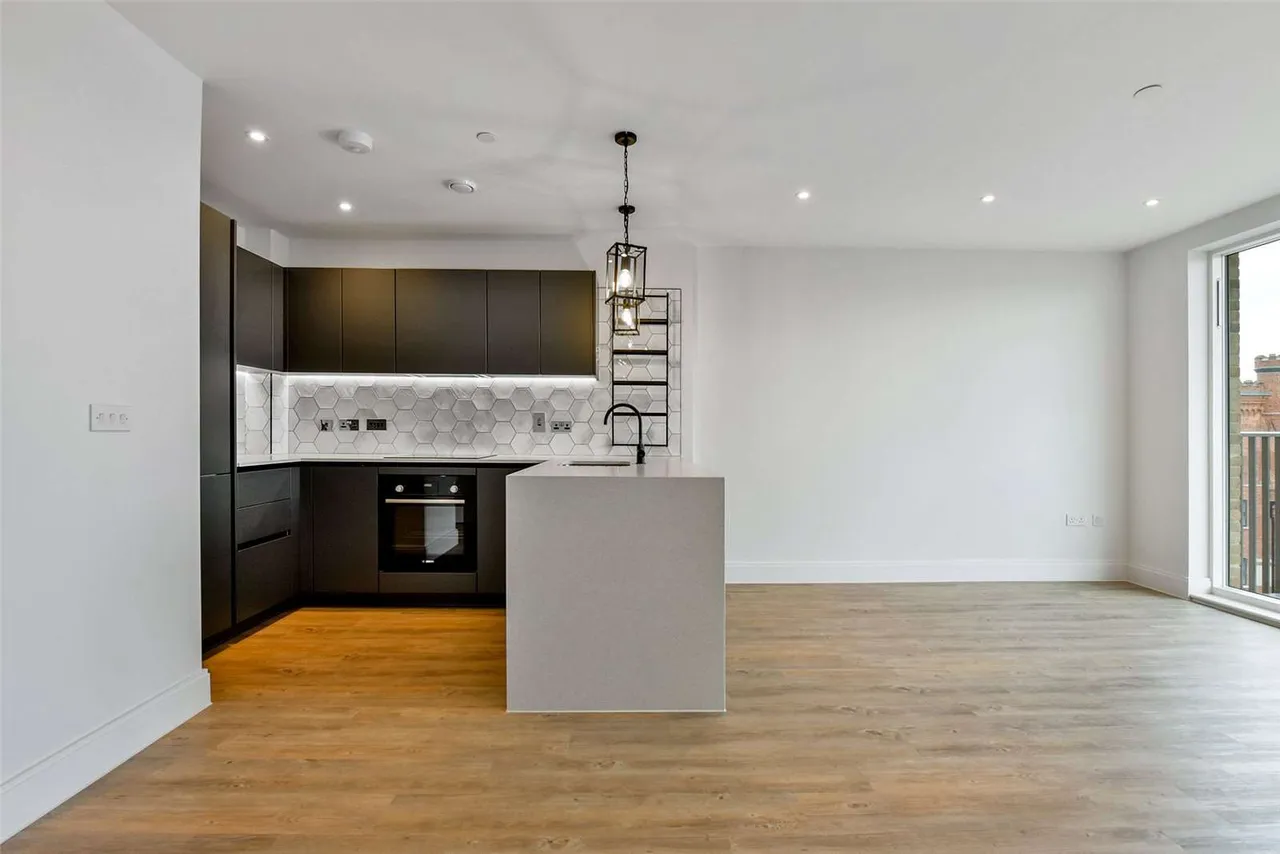 Aquifer House, Exploration Way, Slough, SL1 3GU, photo 12