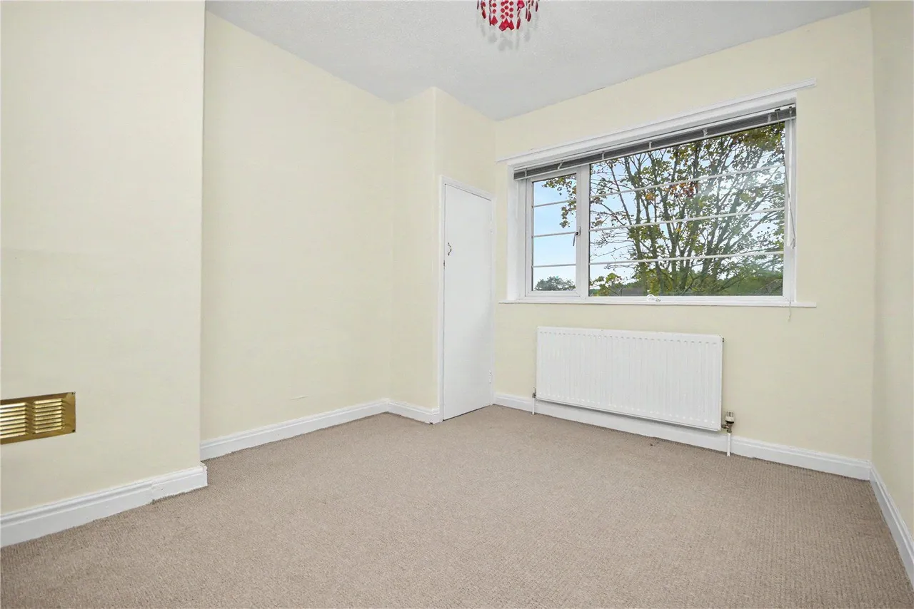 Redesdale Gardens, Leeds, LS16, photo 9